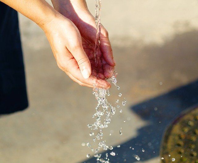 drinking water when playing sport