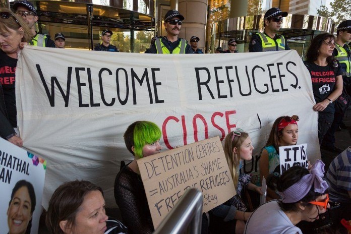 Turnbull won’t be pressured by Manus refugees Malcolm Turnbull