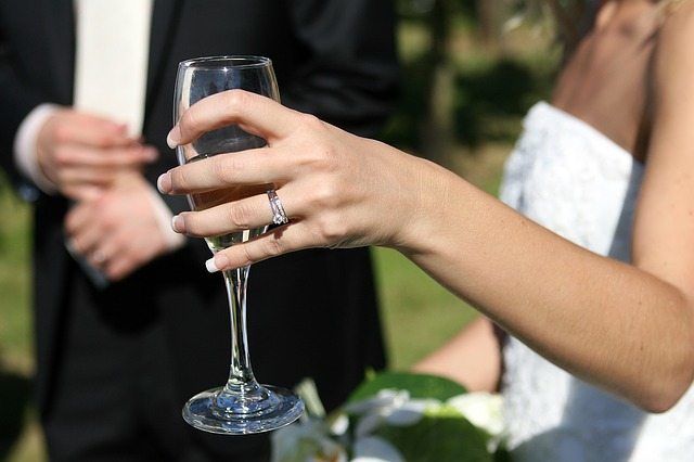 wedding drinking glasses