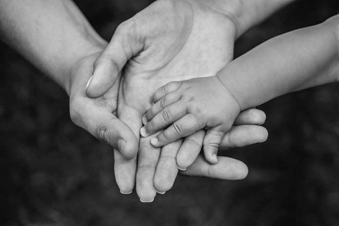 Things you should do when someone you love has cancer Dealing with cancer