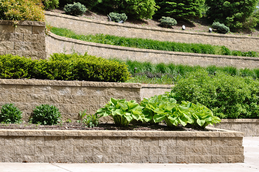 stone retaining wall