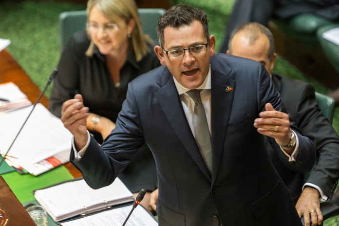Daniel Andrews makes vow to deal with Melbourne youth crime Daniel Andrews