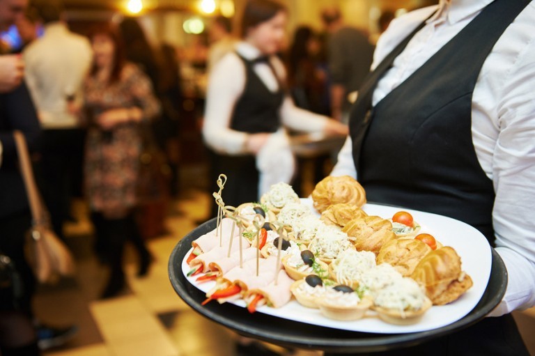 Essentials for hiring the best catering services