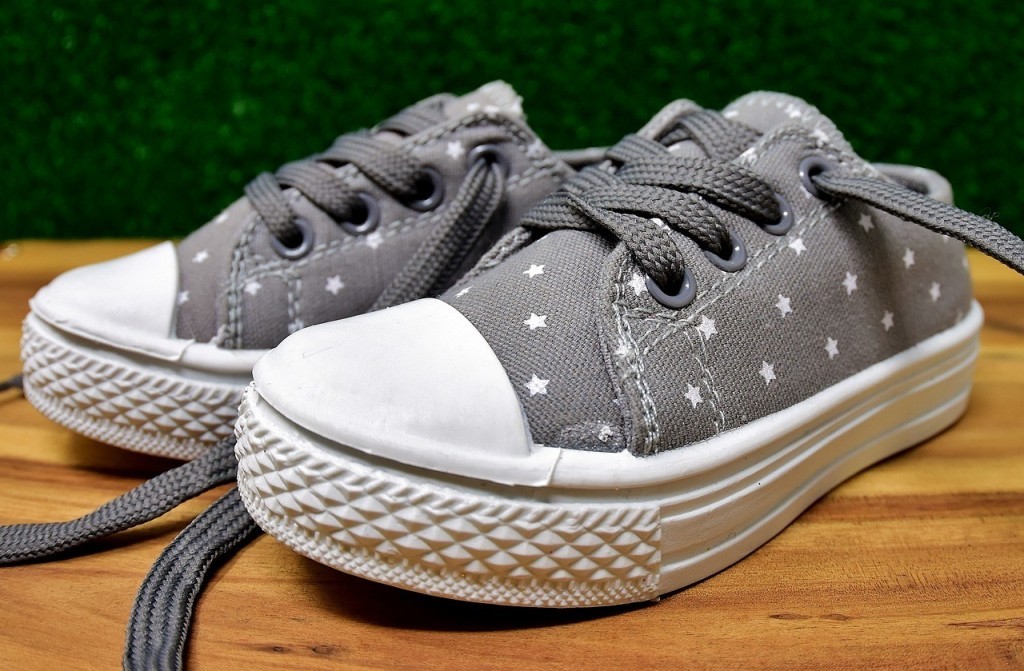 Essential Tips Choosing Childrens Shoes