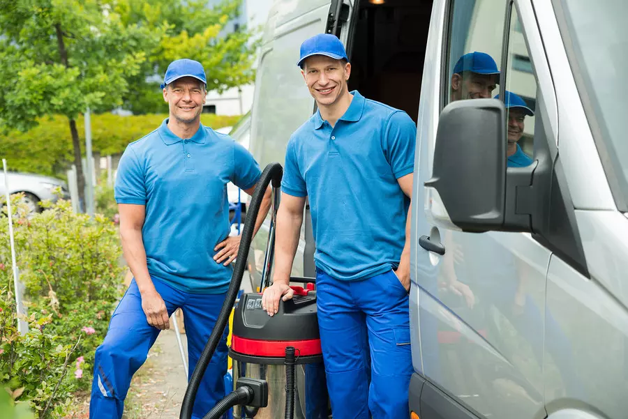 cleaning tips to get your bond back cleaning men