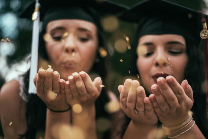 Top 5 reasons you should pursue a master’s degree Top 5 reasons you should pursue a master’s degree
