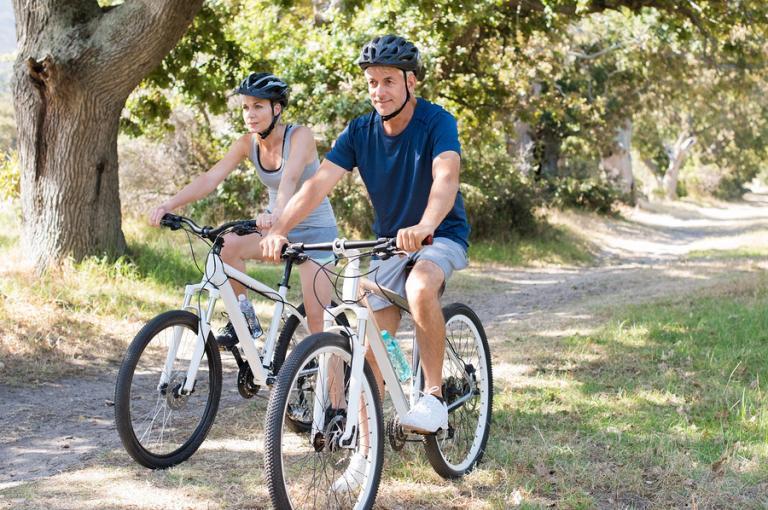 What are the health benefits of cycling?