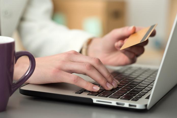 6 Surefire ways to boost e-commerce customer engagement Woman using e-commerce