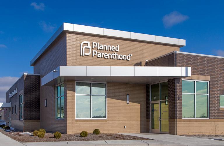 buffer zone around planned parenthood clinics