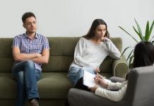 3 things everyone knows about pre-marriage counseling that you don't