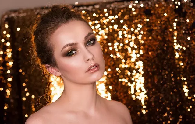 Makeup woman