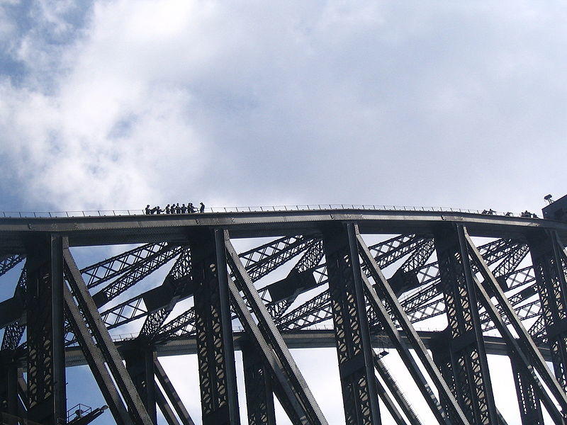 Harbour bridge climb company loses contract to new business