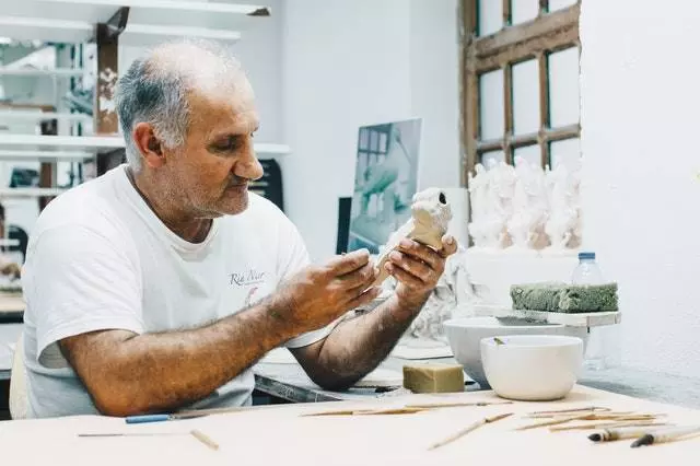 The future job market of the aged care industry in Australia