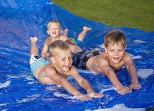 How to make a homemade slip and slide - Aussie Edition