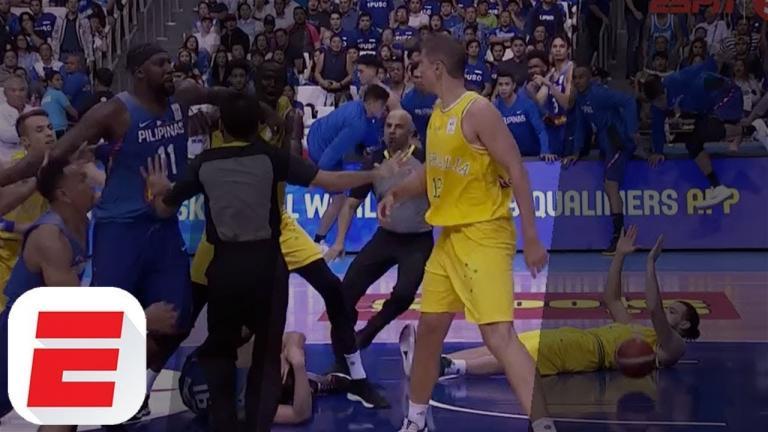 Boomers World Cup qualifier erupts in chaotic fight
