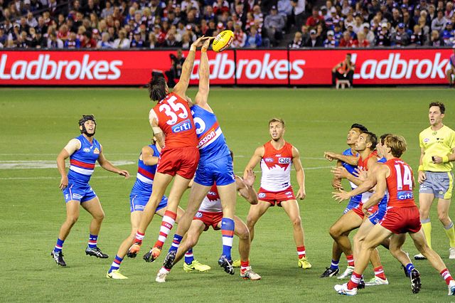 Naismith and Boyd contesting ruck