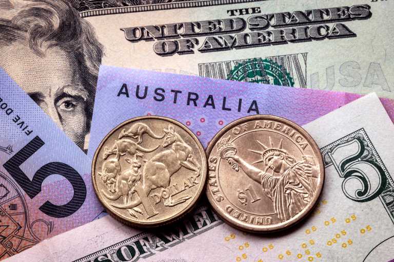 What is the current exchange rates and the Australian economy