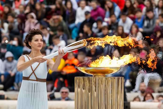 Elite athletes demand more money for sports Elite athletes demand more money for sports