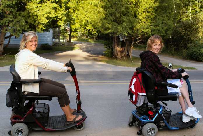 10 Tips to stay safe while using a mobility scooter 10 Tips to stay safe while using a mobility scooter