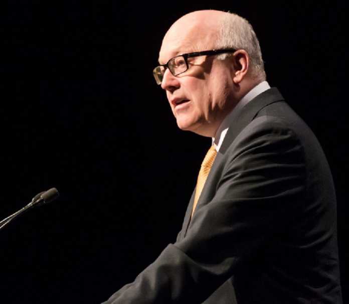 George Brandis predicts Nauru children will be resettled by end of year George Brandis predicts Nauru children will be resettled by end of year