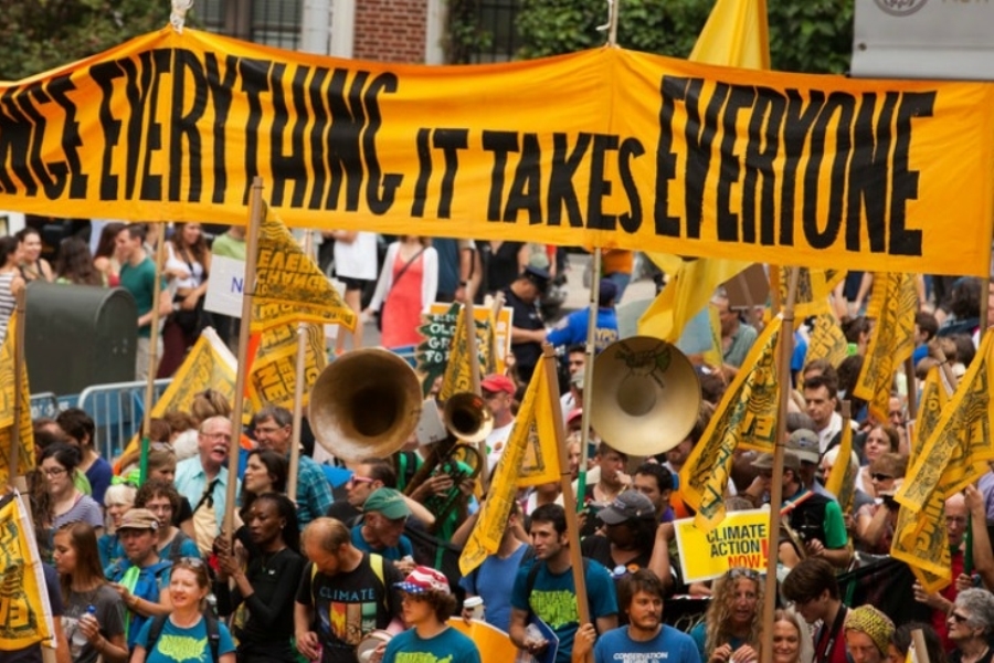 Aussie school students strike to rally for climate change action