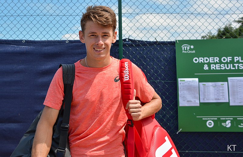 De Minaur becomes youngest since Hewitt to win Sydney International