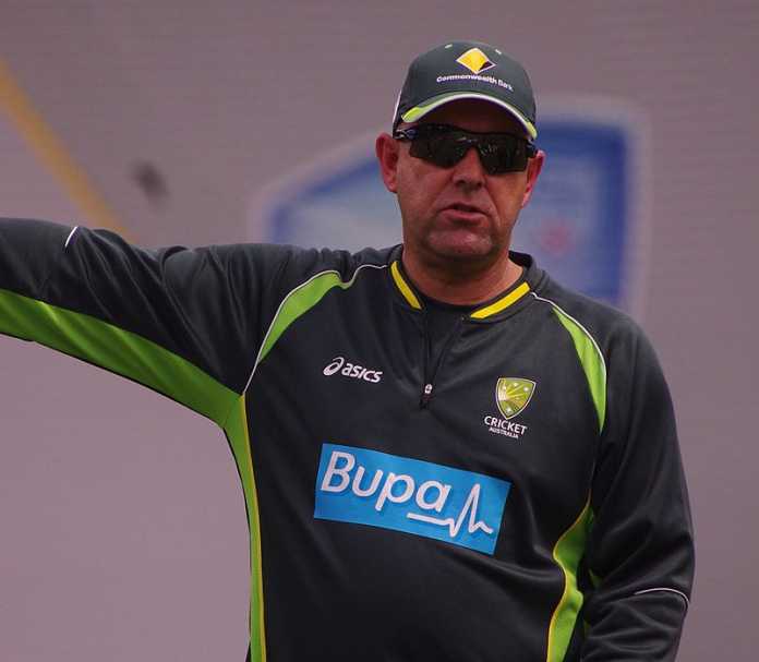 Darren Lehmann clashes with Brett Lee over bowling coach role Darren Lehmann clashes with Brett Lee over bowling coach role
