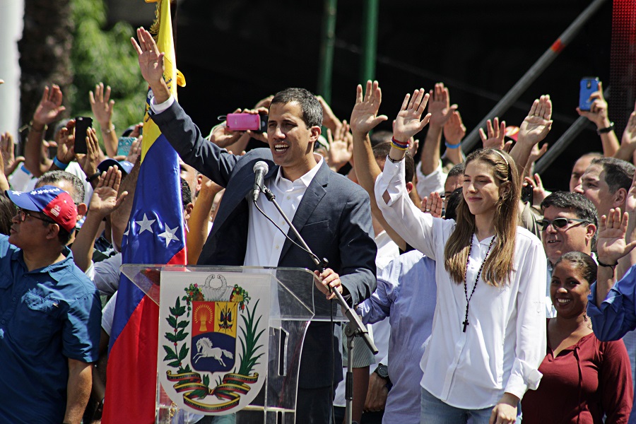 Eleven EU nations now recognise Guaido as Venezuelan interim president