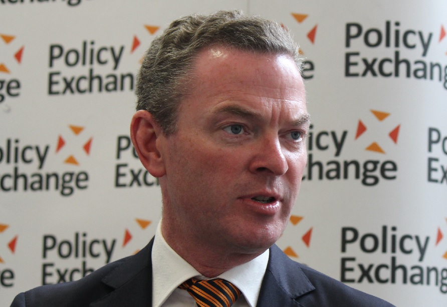 Pyne warns medical transfer bill could jeopardise border security