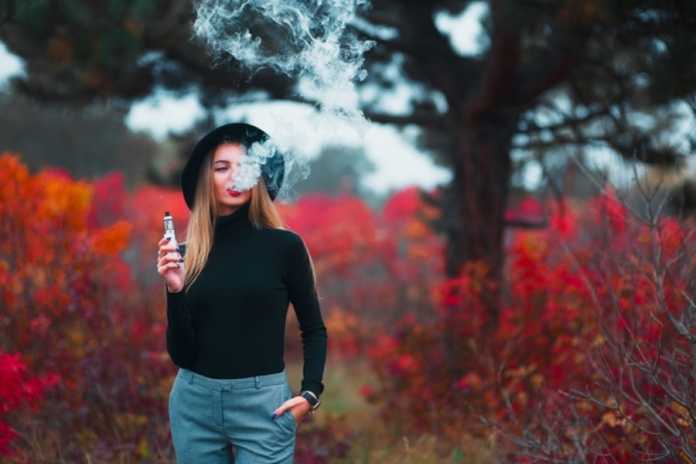 Electronic cigarettes may help people quit smoking, study suggests Electronic cigarettes may help people quit smoking, study suggests