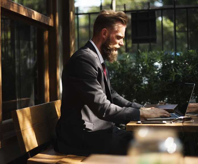 A guide on officewear for men A guide on officewear for men