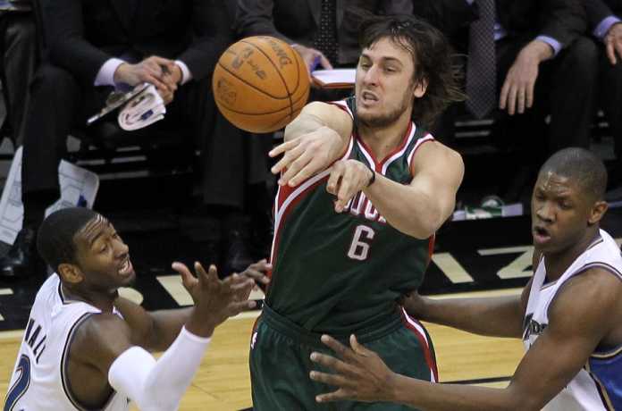 Andrew Bogut inks deal with Warriors sealing his return to the NBA Andrew Bogut inks deal with Warriors sealing his return to the NBA