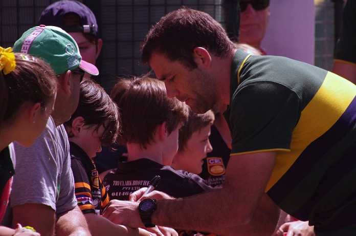 Melbourne Storm clinical in season-opener against Broncos Melbourne Storm clinical in season-opener against Broncos