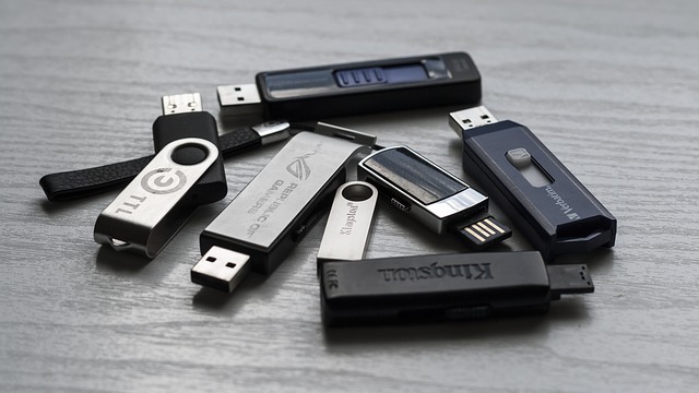Several USB devices from Officeworks