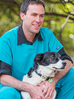 Dr Scott Linnane - Hobart Community Vet Clinic