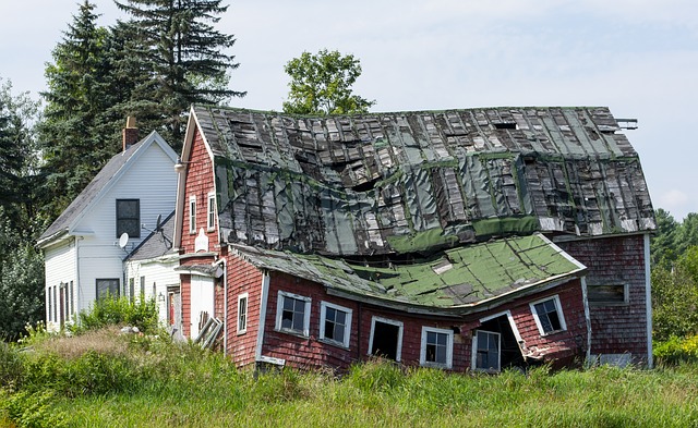 Uninhabitable farm house in the country