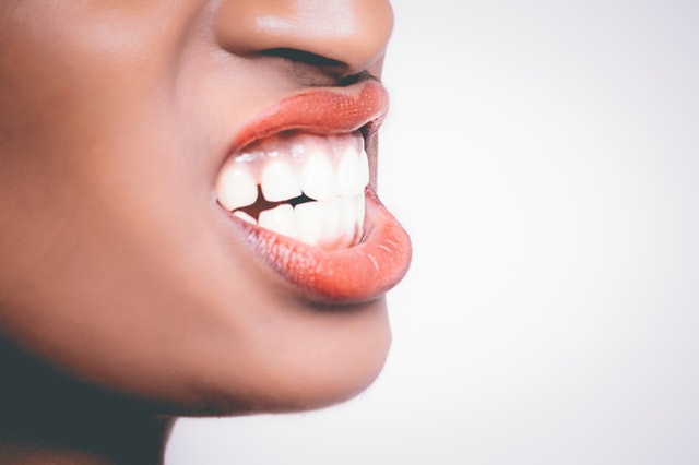 6 annoying habits that could damage your teeth