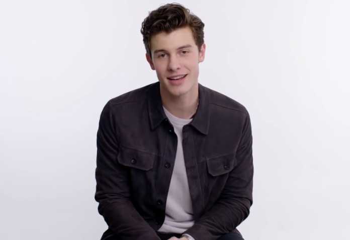 Shawn Mendez gushes about being in love with Emma Watson Shawn Mendez gushes about being in love with Emma Watson