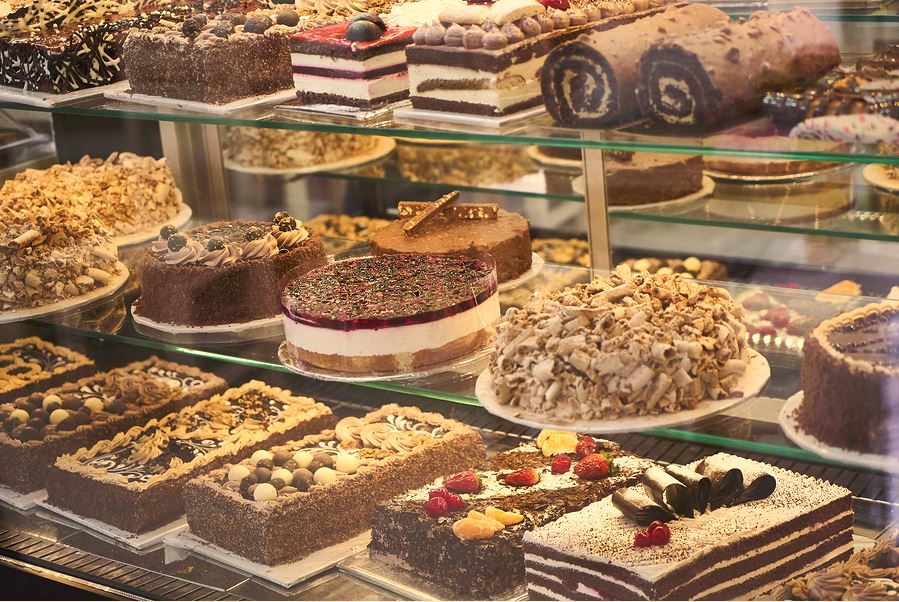 Which one is the best cake shop in Varanasi? - Quora