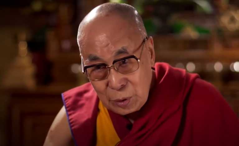 Dalai Lama apologizes for comments on possibility of female successor