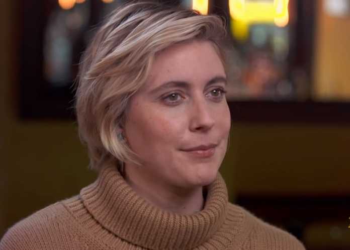 Greta Gerwig signs on to Margot Robbie’s Barbie adaptation Greta Gerwig signs on to Margot Robbie’s Barbie adaptation