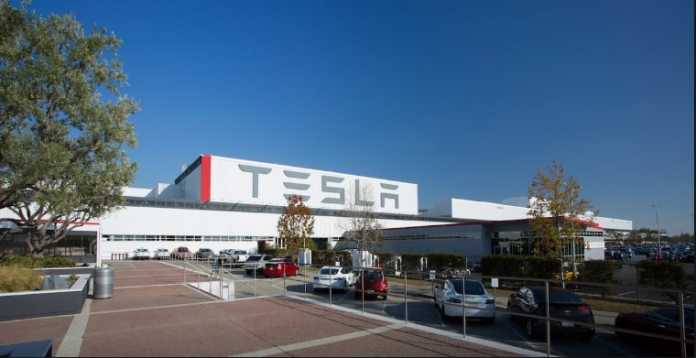 Tesla drops lawsuit against company short-seller after court asks to turn over evidence Tesla drops lawsuit against company short-seller after court asks to turn over evidence