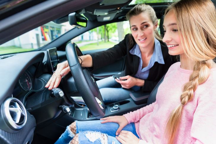 Best Driving Schools in Canberra