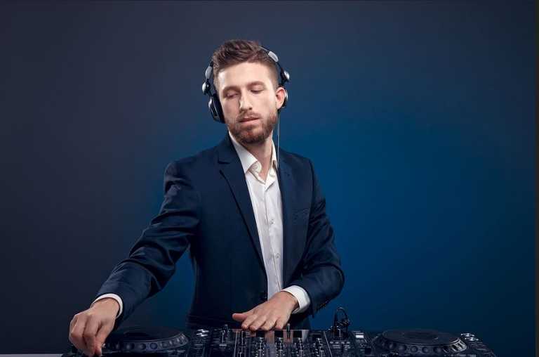 Best DJ Services in Canberra
