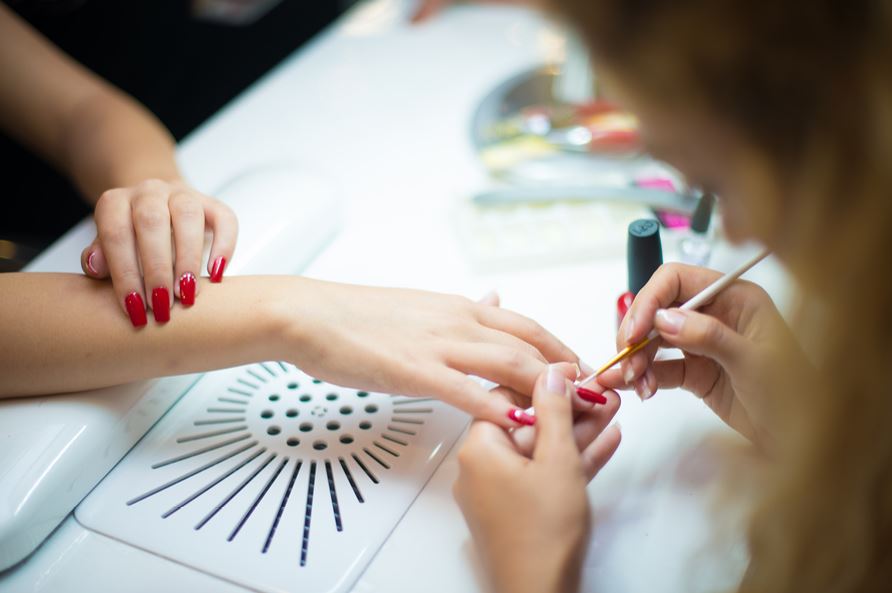 Best Nail Salons in Wollongong