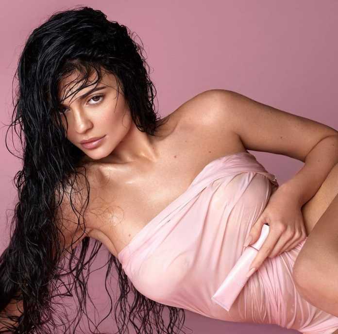 Kylie Jenner sells majority stock of cosmetics company for $600 million Kylie Jenner Instagram