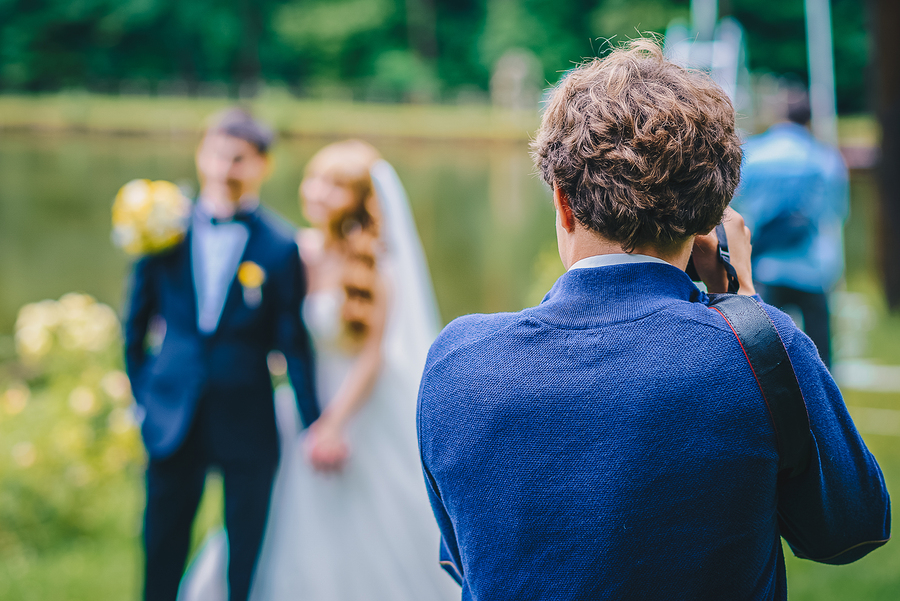 Making sure you get the right photographer at your wedding