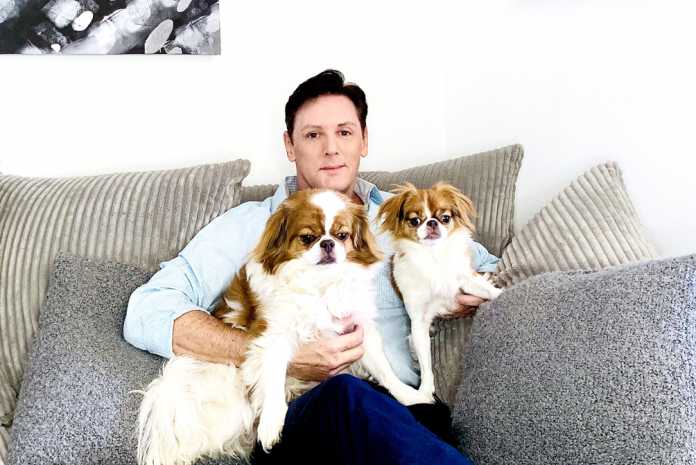 Trivago Sean Borg Trivago guy Sean Borg says'he’ll only stay at Pet-Friendly Hotels'