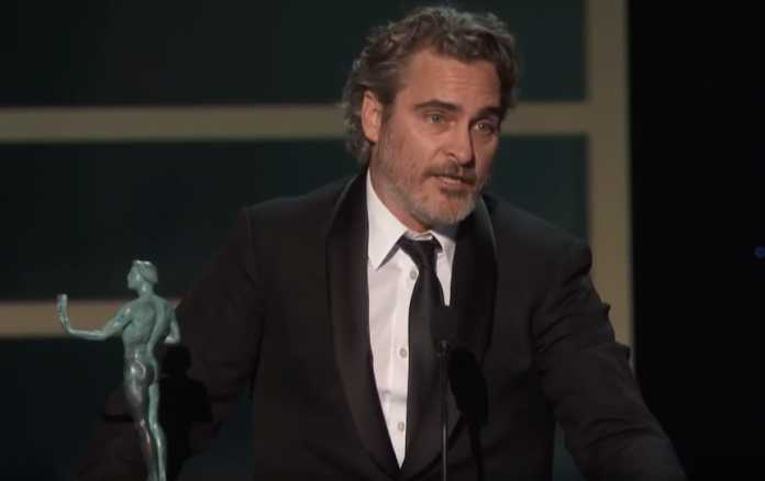 Joaquin Phoenix leaves SAG Awards to visit slaughterhouse Joaquin Phoenix leaves SAG Awards to visit slaughterhouse