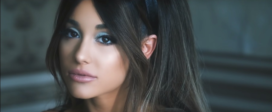 Obsessed fan breaks into Ariana Grande's home